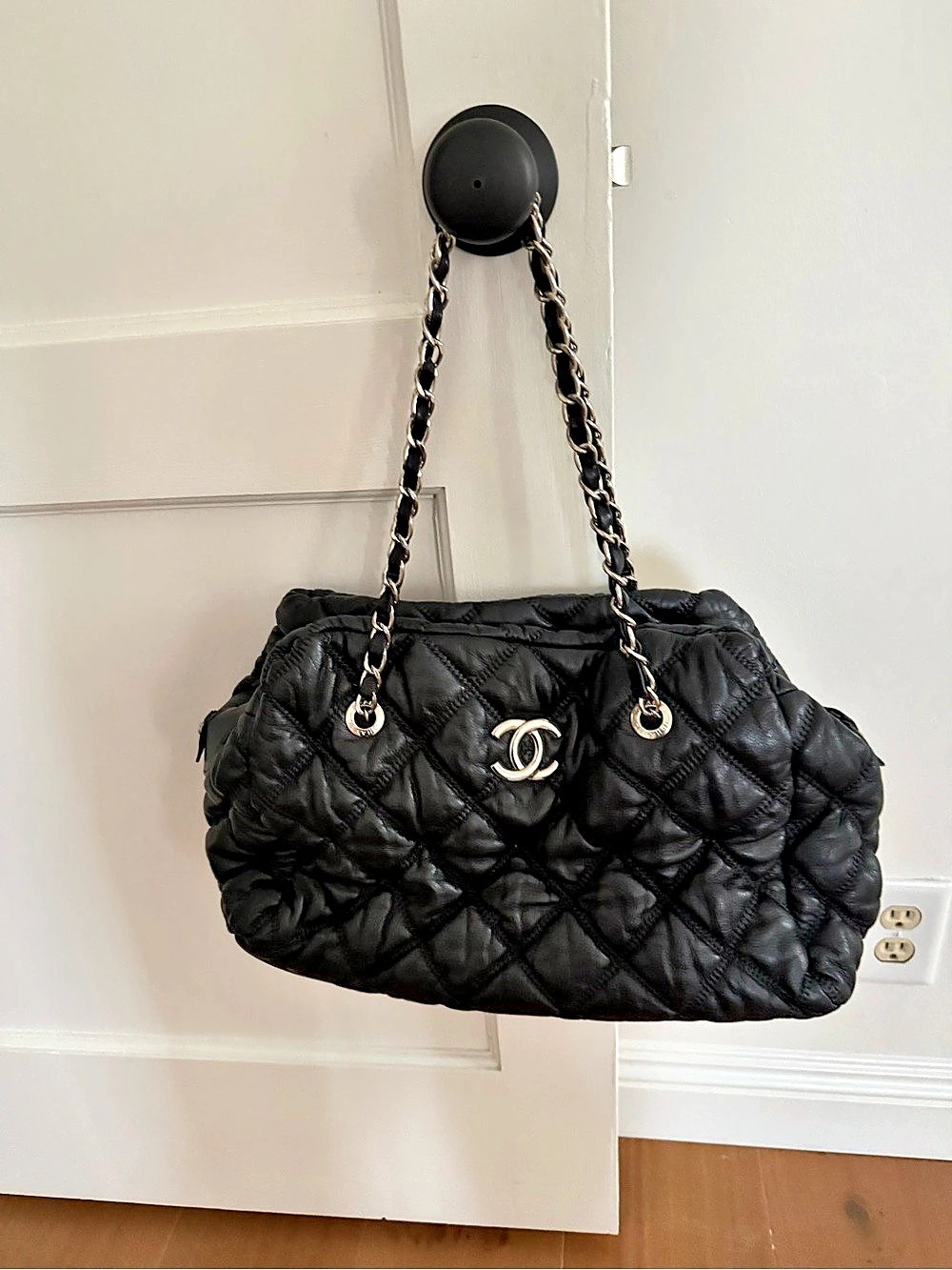Puffy CC Bubble Quilt Chain Tote Shoulder Bag in Black
